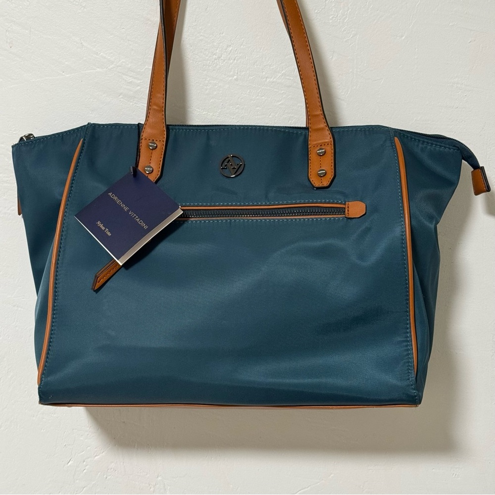 Adrienne Vittadini Nylon Tote blue green teal tan - Picture 2 of 11